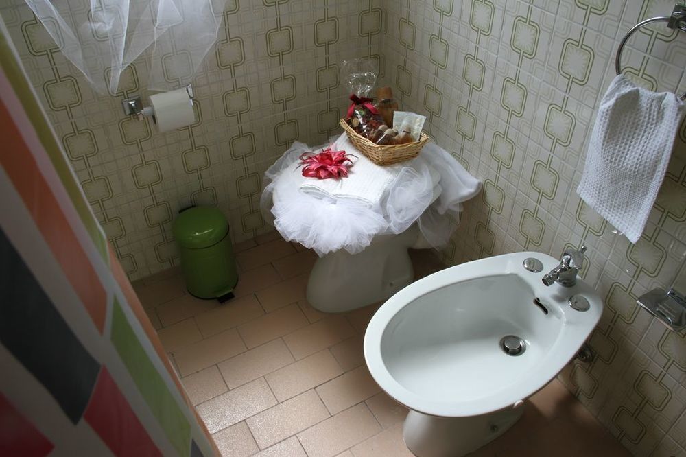 Retro Rooms Чефалу Екстериор снимка